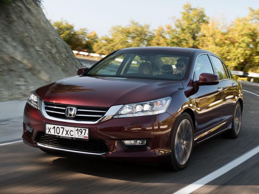  Honda Accord V6 Sedan 2013 года  (CIS) (фото 8 из 16)